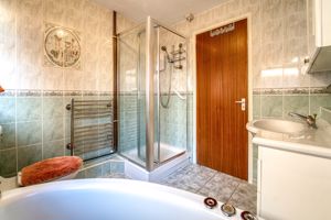 Photo 17- click for photo gallery